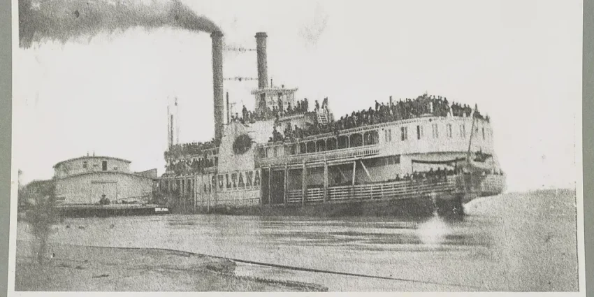 Aşırı yüklü sultana 27 Nisan 1865'te batmadan önce.